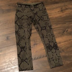Lululemon crops, gently worn